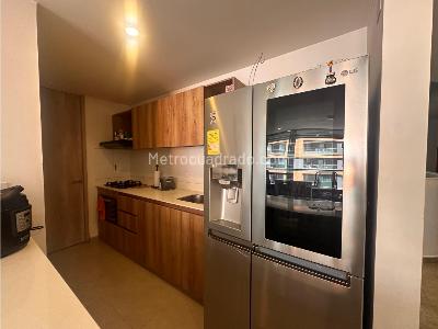Apartamento de 3 alcobas en venta en Ciudad Del Rio, Medellín, 91 m² · foto 2 de 16