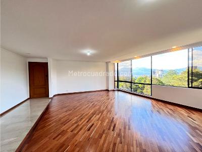 Apartamento de 3 alcobas en venta en El Poblado, Medellín, 183 m² · foto 2 de 20