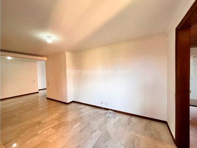 Apartamento de 3 alcobas en venta en El Poblado, Medellín, 183 m² · foto 16 de 20