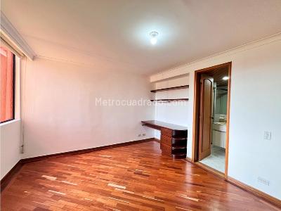 Apartamento de 3 alcobas en venta en El Poblado, Medellín, 183 m² · foto 17 de 20
