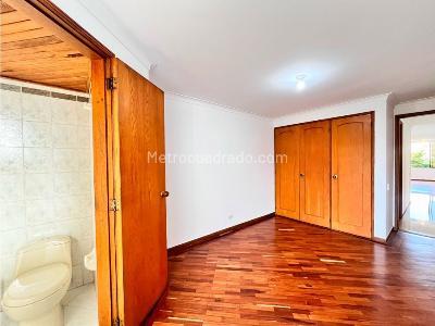 Apartamento de 3 alcobas en venta en El Poblado, Medellín, 183 m² · foto 19 de 20
