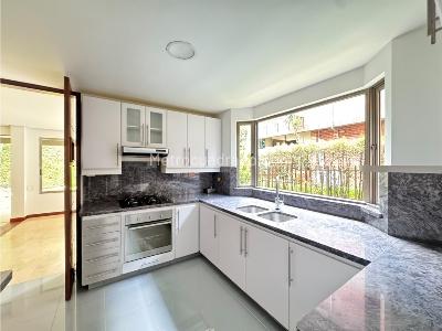 Casa de 3 alcobas en venta en Cola Del Zorro, Medellín, 240 m² · foto 6 de 20