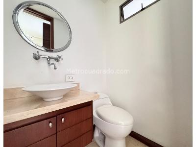 Casa de 3 alcobas en venta en Cola Del Zorro, Medellín, 240 m² · foto 9 de 20