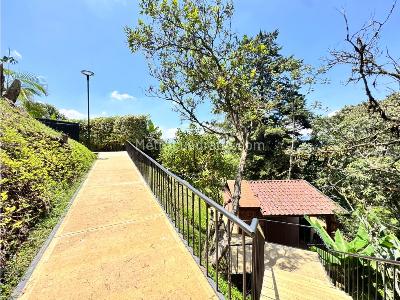 Casa de 3 alcobas en venta en Cola Del Zorro, Medellín, 240 m² · foto 20 de 20