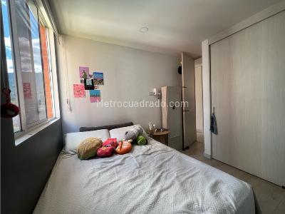 Apartamento de 3 alcobas en venta en Entre Amigos, Sabaneta, 79 m² · foto 4 de 12