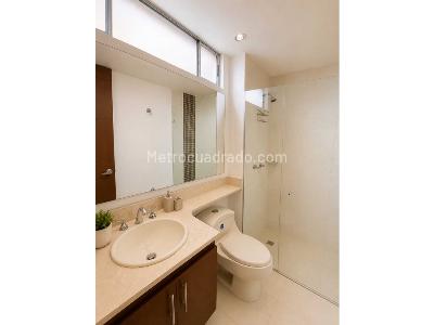 Apartamento de 3 alcobas en venta en Loma Del Chocho, Envigado, 135 m² · foto 14 de 17