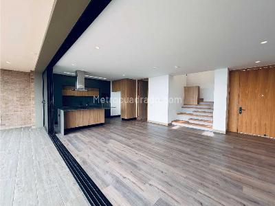 Casa de 4 alcobas en venta en Sajonia, Rionegro, 325 m² · foto 9 de 20