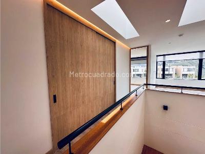 Casa de 4 alcobas en venta en Sajonia, Rionegro, 325 m² · foto 12 de 20