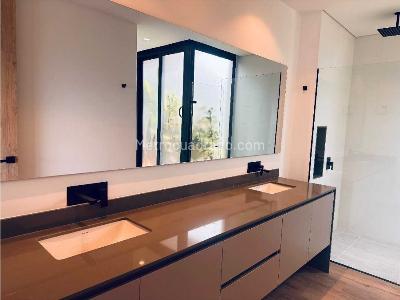 Casa de 4 alcobas en venta en Sajonia, Rionegro, 325 m² · foto 19 de 20