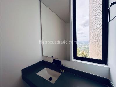 Casa de 4 alcobas en venta en Sajonia, Rionegro, 325 m² · foto 9 de 20