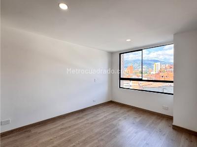 Apartamento de 3 alcobas en venta en Laureles, Medellín, 83 m² · foto 4 de 20