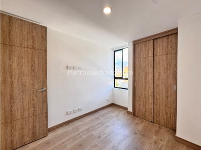 Apartamento de 3 alcobas en venta en Laureles, Medellín, 83 m² · foto 9 de 20