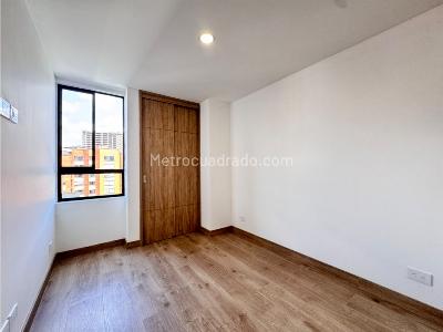 Apartamento de 3 alcobas en venta en Laureles, Medellín, 83 m² · foto 11 de 20