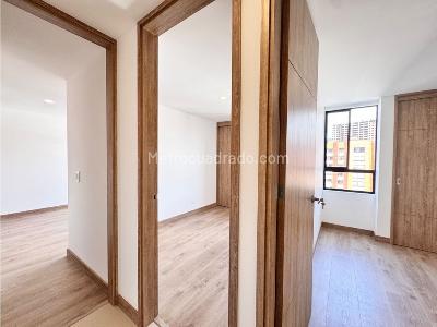 Apartamento de 3 alcobas en venta en Laureles, Medellín, 77 m² · foto 12 de 20