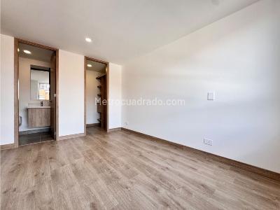 Apartamento de 3 alcobas en venta en Laureles, Medellín, 77 m² · foto 13 de 20