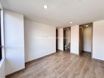 Apartamento de 3 alcobas en venta en Laureles, Medellín, 77 m² · foto 16 de 20
