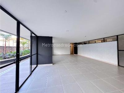 Apartamento de 3 alcobas en venta en Laureles, Medellín, 83 m² · foto 3 de 20