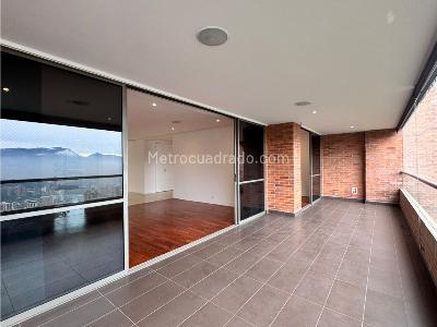 Apartamento de 3 alcobas en venta en La Calera, Medellín, 265 m² · foto 6 de 20