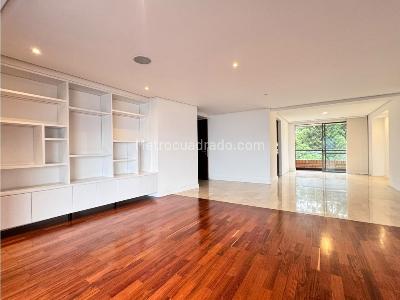 Apartamento de 3 alcobas en venta en La Calera, Medellín, 265 m² · foto 10 de 20