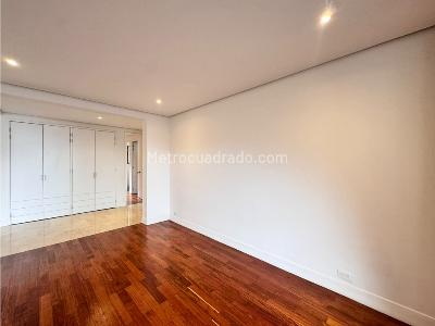 Apartamento de 3 alcobas en venta en La Calera, Medellín, 265 m² · foto 12 de 20