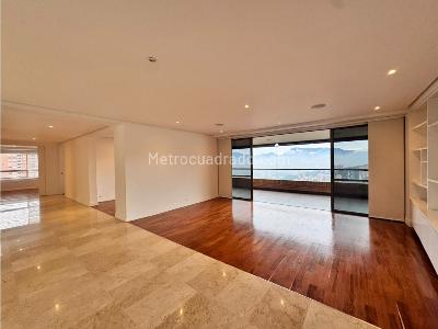 Apartamento de 3 alcobas en venta en La Calera, Medellín, 265 m² · foto 14 de 20