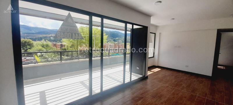2BR Apartment in El Retiro (83 m²) - 2