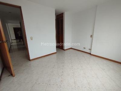 Apartamento en arriendo en El Portal, Envigado · foto 8 de 11