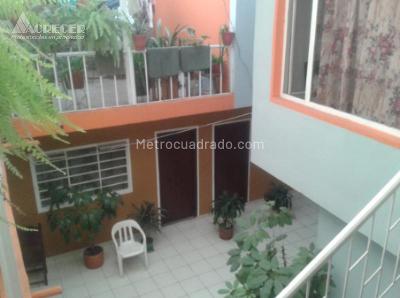 Casa de 5 alcobas en venta en Gustavo Restrepo, Bogotá, 322 m² · foto 8 de 13