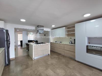 Casa de 3 alcobas en arriendo en Alejandria, Medellín, 190 m² · foto 4 de 20
