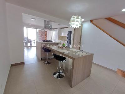 Casa de 3 alcobas en arriendo en Alejandria, Medellín, 190 m² · foto 7 de 20