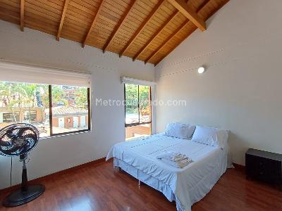 Casa de 3 alcobas en arriendo en Alejandria, Medellín, 190 m² · foto 19 de 20