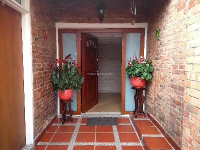 Casa de 4 alcobas en venta en Alhambra, Bogotá, 310 m² · foto 3 de 20