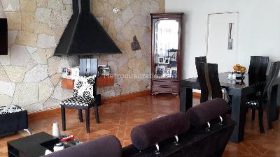 Casa de 5 alcobas en venta en San Nicolas, Bogotá, 300 m² · foto 3 de 20