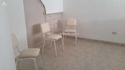 Casa de 5 alcobas en venta en San Nicolas, Bogotá, 300 m² · foto 4 de 20