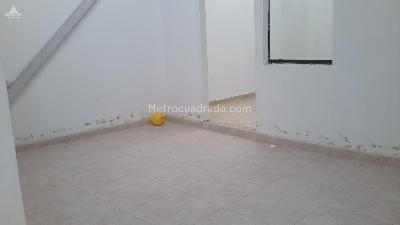 Casa de 5 alcobas en venta en San Nicolas, Bogotá, 300 m² · foto 10 de 20