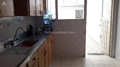 Casa de 5 alcobas en venta en San Nicolas, Bogotá, 300 m² · foto 17 de 20