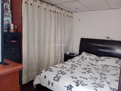 Casa de 5 alcobas en venta en Las Ferias, Bogotá, 180 m² · foto 10 de 15