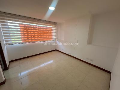 Apartamento de 3 alcobas en arriendo en Cumbres, Envigado, 92 m² · foto 13 de 17