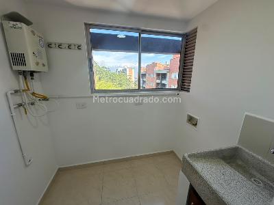Apartamento de 3 alcobas en arriendo en Cumbres, Envigado, 92 m² · foto 16 de 17