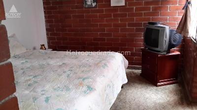 Casa de 3 alcobas en venta en Cedritos, Bogotá, 126 m² · foto 12 de 17