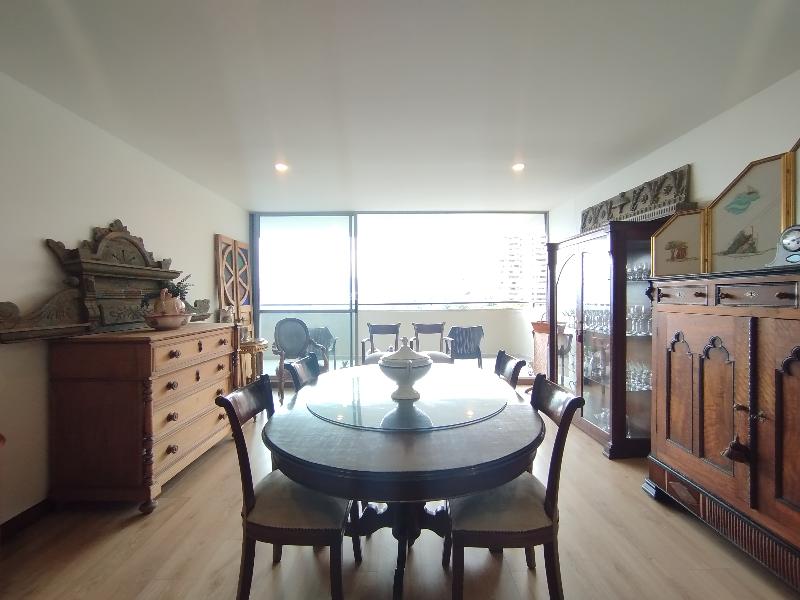 Spacious 2BR Apartment with Pool in Los Gonzalez