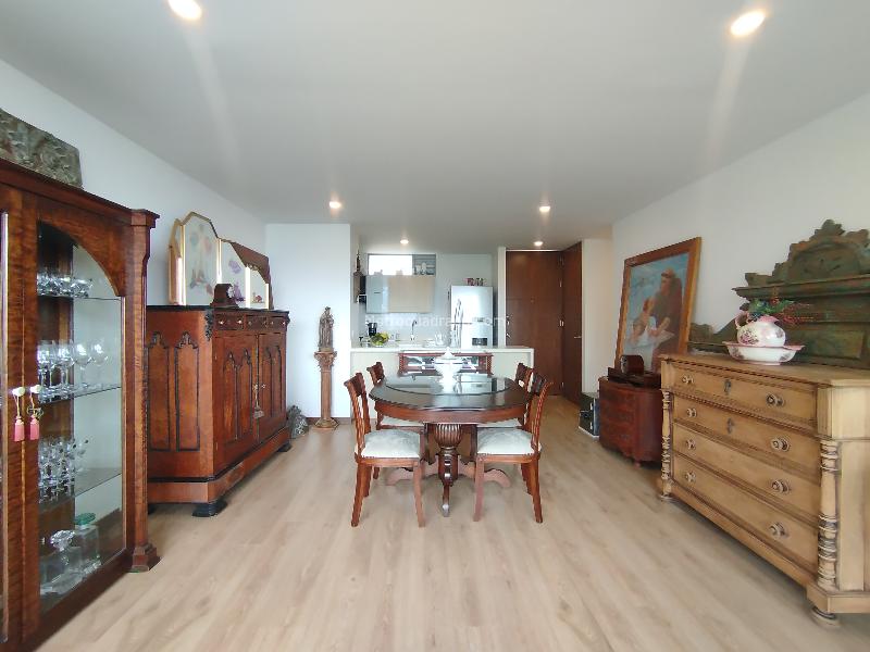 Spacious 2BR Apartment with Pool in Los Gonzalez - 2