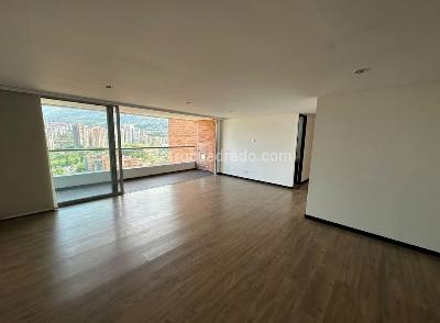 Apartamento de 3 alcobas en arriendo en Loma De Las Brujas, Envigado, 150 m² · foto 6 de 20