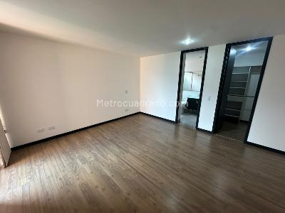 Apartamento de 3 alcobas en arriendo en Loma De Las Brujas, Envigado, 150 m² · foto 9 de 20
