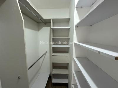 Apartamento de 3 alcobas en arriendo en Loma De Las Brujas, Envigado, 150 m² · foto 11 de 20