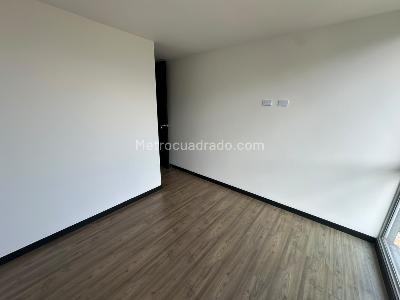 Apartamento de 3 alcobas en arriendo en Loma De Las Brujas, Envigado, 150 m² · foto 16 de 20