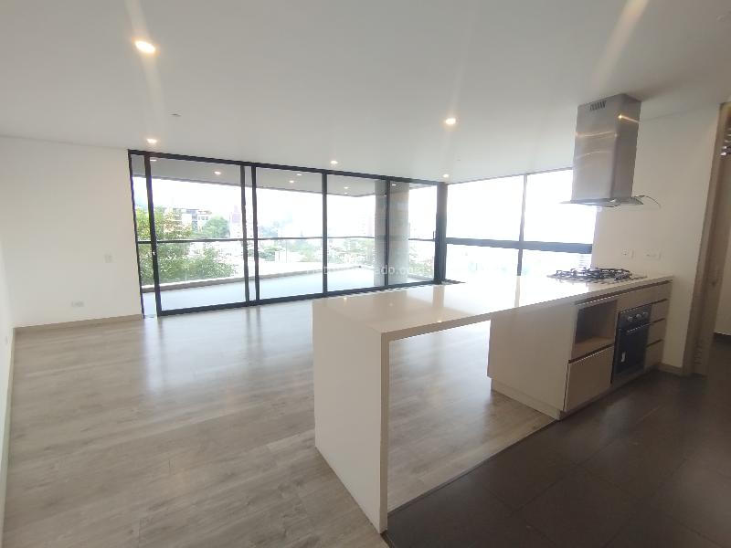 Spacious 3BR Apartment in Las Palmas M - 6