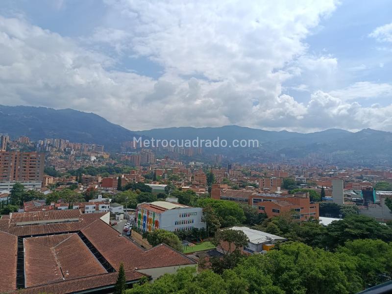 4BR Apartment in Otra Parte (125 m²)