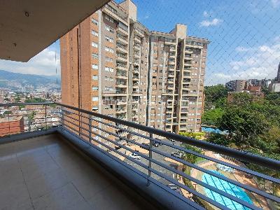Apartamento de 3 alcobas en arriendo en La Inmaculada, Envigado, 88 m² · foto 2 de 20