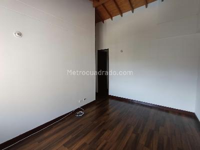 Apartamento de 3 alcobas en arriendo en La Inmaculada, Envigado, 88 m² · foto 16 de 20